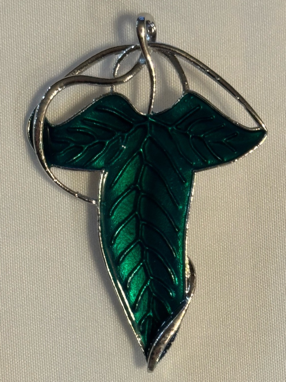 Brooch Mystery Keepsake Leaf Pin Luck Elven Cloak Leaf Clasp Can Be Pendant also